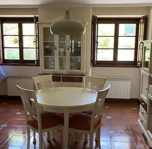 Con Piscina Holiday home Carasa