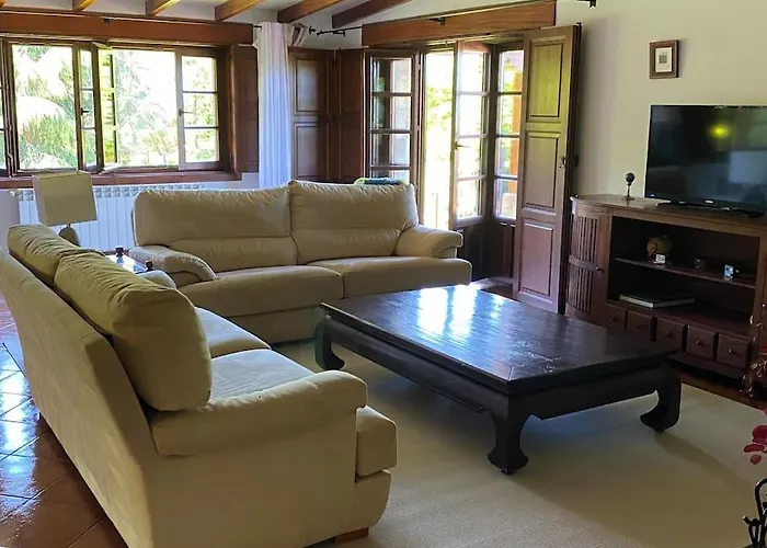 Con Piscina * Carasa