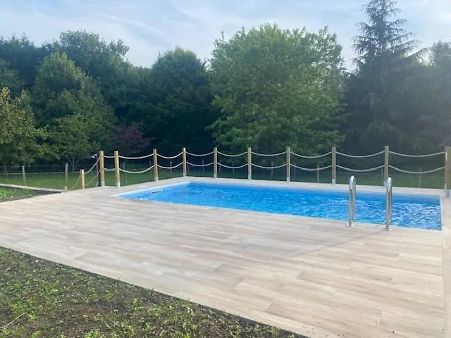 Con Piscina Holiday home Carasa